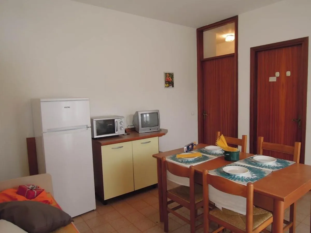 Relaxing Villa With Private Garden 250M From The Sea Bibione 0*,  Italië